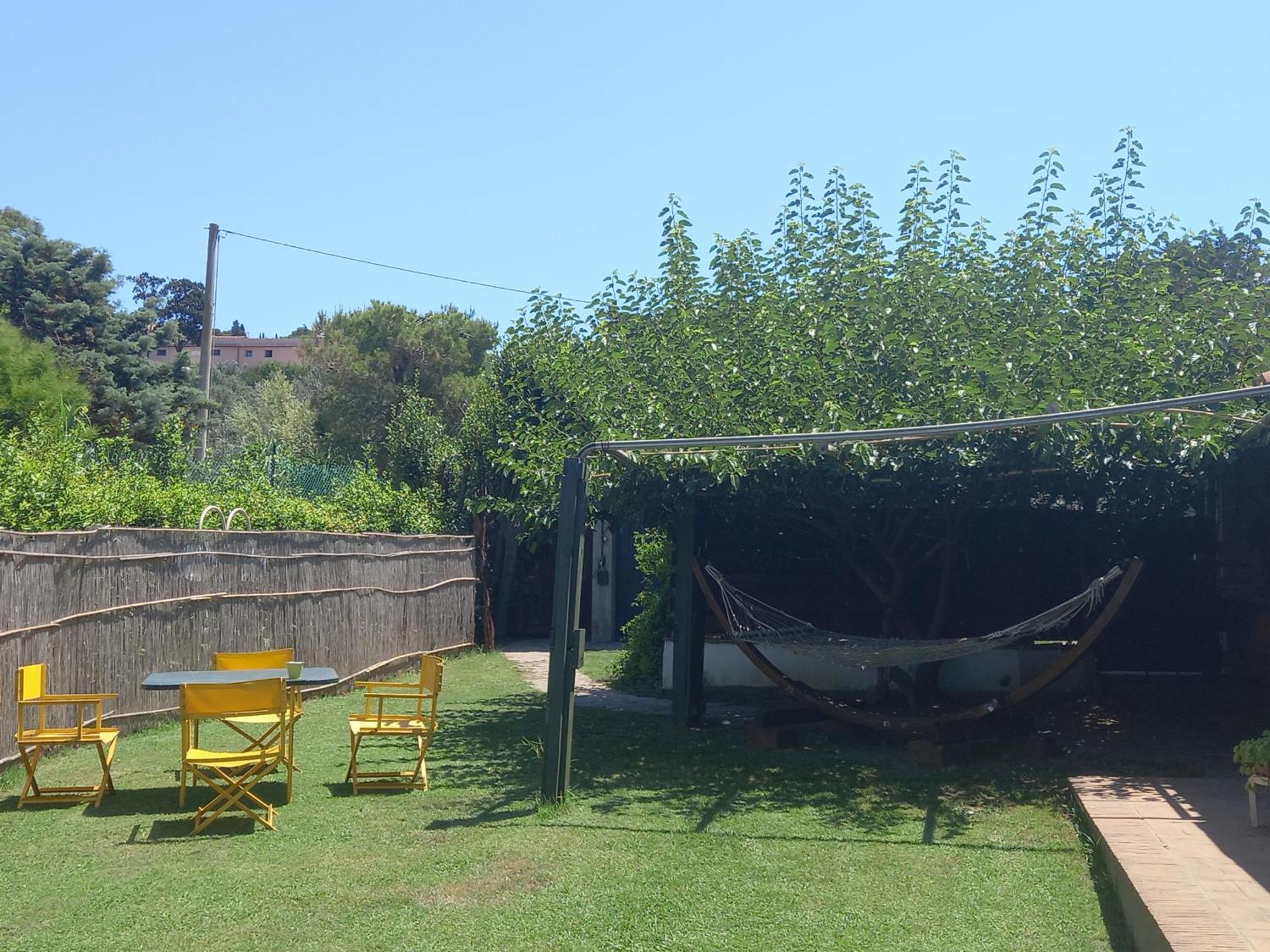 Casa Lalla ลีวอร์โน ภายนอก รูปภาพ